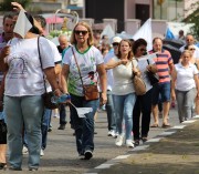 Caminhada pela Vida e pela Paz leva católicos ao bairro Boa Vista