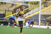 Atl&eacute;tico Tubar&atilde;o desperdi&ccedil;a p&ecirc;nalti e o Crici&uacute;ma vence