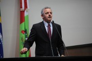 Projeto que reconhece Cruz e Sousa como promotor p&uacute;blico