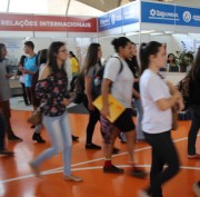 Estudantes de SC movimentam 4&ordf; edi&ccedil;&atilde;o da Vitrine das Profiss&otilde;es