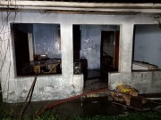 Residência é destruída por incêndio em Balneário Rincão