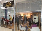 Salão de beleza e barbearia inaugura no Criciúma Shopping
