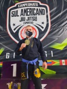Lutador joinvilense consagra-se Campeão Sul-Americano de Jiu-Jitsu
