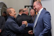 Jorginho transmite cargo de governador ao presidente da Alesc, Mauro de Nadal