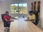 Prefeito de Maracajá sanciona a Lei que reajusta salários dos servidores 