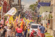 Coligação "Içara Não Quer Parar" percorre as ruas do Centro de Içara