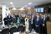 Entrega da Medalha do M&eacute;rito Empresarial Zefiro Giassi em I&ccedil;ara (SC)