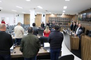 Vereadores fazem um minuto de sil&ecirc;ncio pelo falecimento do pai da prefeita Dalvania
