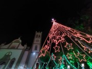 Inauguração da reforma da Praça São Donato no acendimento das luzes de Natal
