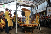 Tombo da Polenta anima Festa da Gastronomia em Nova Veneza (SC)