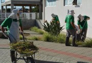 Nova equipe de limpeza começa as atividades em Morro da Fumaça