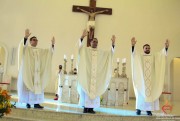 Três novos padres são ordenados no Santuário Sagrado Coração de Jesus