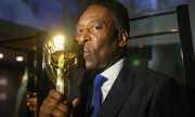 Vida longa ao rei do futebol Pelé que completa 80 anos e muitas glórias