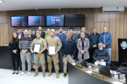 Policiais militares recebem homenagens do Legislativo por ato de bravura
