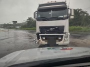 Idoso morre atropelado por carreta na Rodovia SC-445 em Içara (SC)