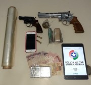 GPM captura suspeito de tráfico e apreende drogas e dois revólveres