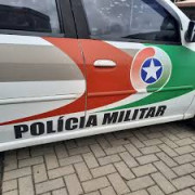 Mulher segue ladr&otilde;es e recupera ve&iacute;culo furtado em I&ccedil;ara (SC)