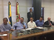 Mota participa da assinatura de ordem de servi&ccedil;o