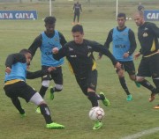 Crici&uacute;ma realiza treino t&aacute;tico para o jogo contra o Guarani