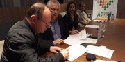 Sandro Serafin assina pauta empresarial de Içara