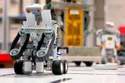 Escola Profissional Municipal de Içara avança com curso de robótica