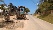 Rodovia Ângelo Zilli em Içara recebe reparos da equipe de obras