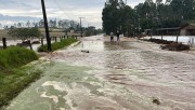  Rodovia Juvenal Jos&eacute; Silvano em Coqueiros &eacute; interditada ap&oacute;s alagamento