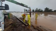 Equipe da Cooperalian&ccedil;a ajuda  a reconstruir rede el&eacute;trica em RS