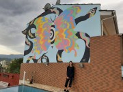 Ex-aluna da Satc pinta desenho medindo 5 metros em parede de Siderópolis