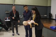 Professores do Col&eacute;gio Satc passam por treinamento de primeiros socorros