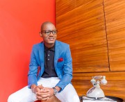 Egresso da Unesc se destaca como empresário de sucesso na Angola