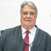 Desembargador Fernando Carioni é eleito novo presidente do TRE-SC