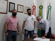 Renovada a parceria entre Governo de Urussanga e Anjos do Futsal