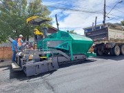 Governo de Içara recebe equipamento para montagem da usina de asfalto