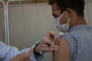 Secretaria de Saúde define cronograma de vacinação para a próxima semana