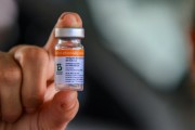 Vacinação em SC: Mais 86,4 mil doses da vacina contra a Covid-19 chegam nesta quarta
