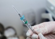 Governo de SC recebe sexta remessa com 140 mil doses da vacina contra a gripe