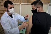Içarenses que ainda não se vacinaram podem ir até o Centro de Vacinação do município
