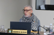 Vereador Anad&iacute;rio Martins solicita vaga de t&aacute;xi para ve&iacute;culo adaptado