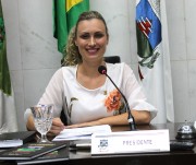 Jorgia Guglielmi assume presidência da Sessão Ordinária no Legislativo em MF