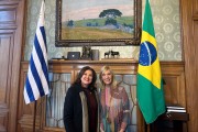 Vice-governadora de Santa Catarina tem encontro com a vice-presidente do Uruguai