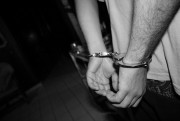 PM de Araranguá prende homem procurado pela justiça