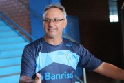 Crici&uacute;ma E.C acerta com t&eacute;cnico Beto Campos