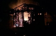 Casa de homem preso por estuprar criança é incendiada  