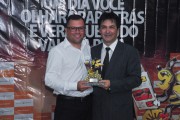 Corretor de im&oacute;veis Wagner cometa sobre Destaque I&ccedil;arense 2016
