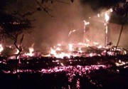 Bombeiros levam 5 horas para combater incêndio em Turvo