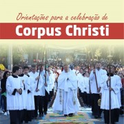 Bispo Dom Jacinto Inácio Flach orienta católicos para a celebração de Corpus Christi