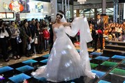 Desfile de moda noiva abre Expo Festas  