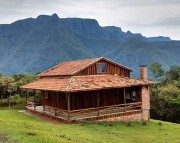 No pé da Serra Catarinense, estância encanta turistas do Brasil inteiro