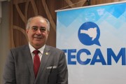 Prefeito Orildo Severgnini assume a presidência da FECAM em Florianópolis